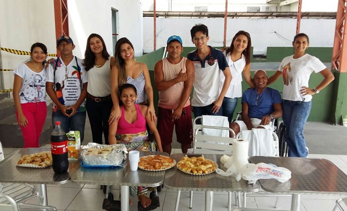 Alunos de Fisioterapia realizam atendimentos em Neurologia na Esamaz