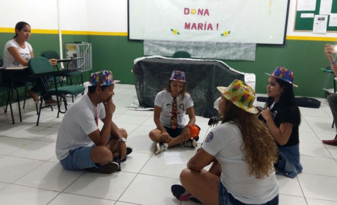 AcadÃªmicos de Fonoaudiologia realizam aula prÃ¡tica sobre LinguÃ­stica
