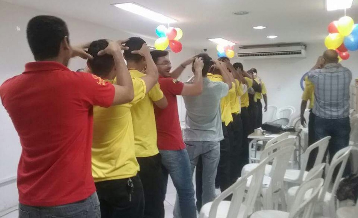 Corredores recebem orientaÃ§Ã£o de professores de NutriÃ§Ã£o e EducaÃ§Ã£o FÃ­sica da Esamaz