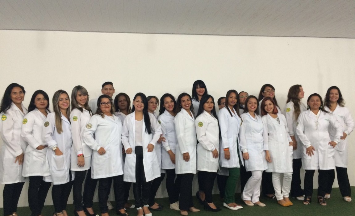 Curso de Enfermagem promove CerimÃ´nia do Jaleco na Esamaz