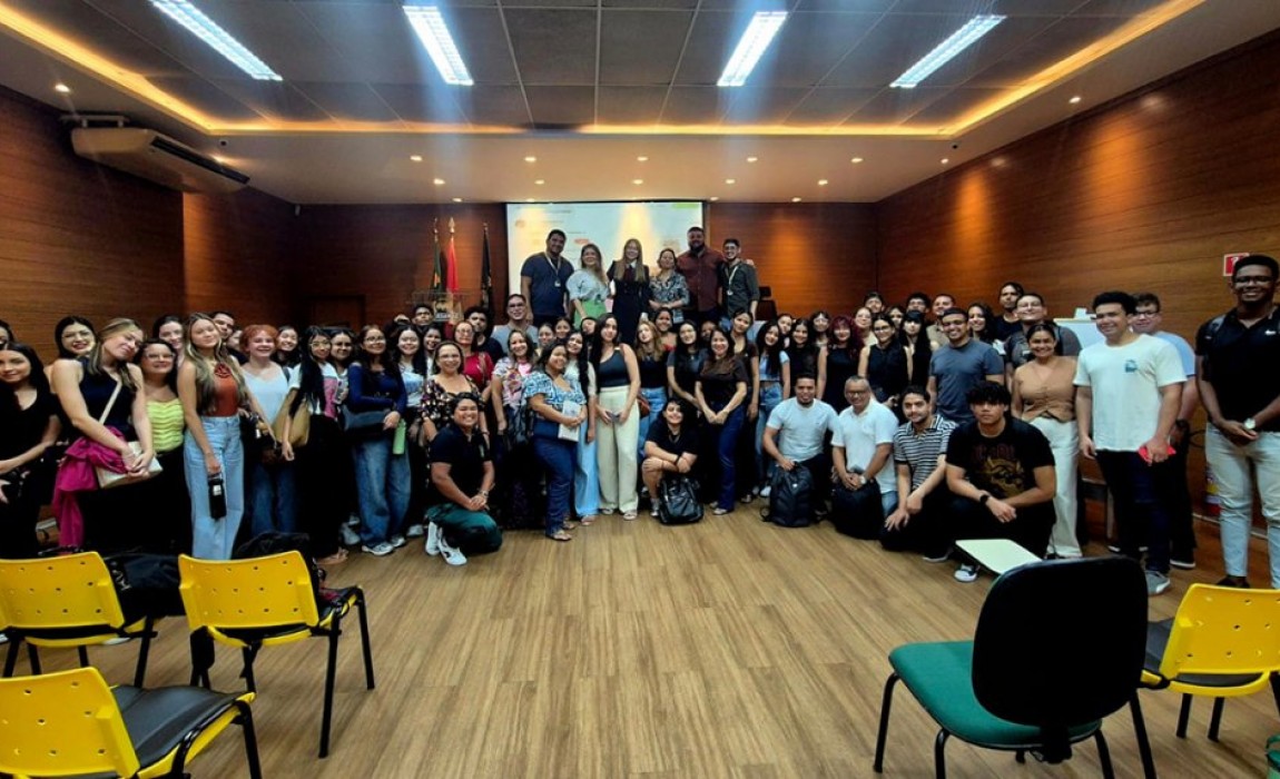 Curso de Psicologia da UNIESAMAZ promove mesa de debates sobre feminicídio e violência contra a mulher